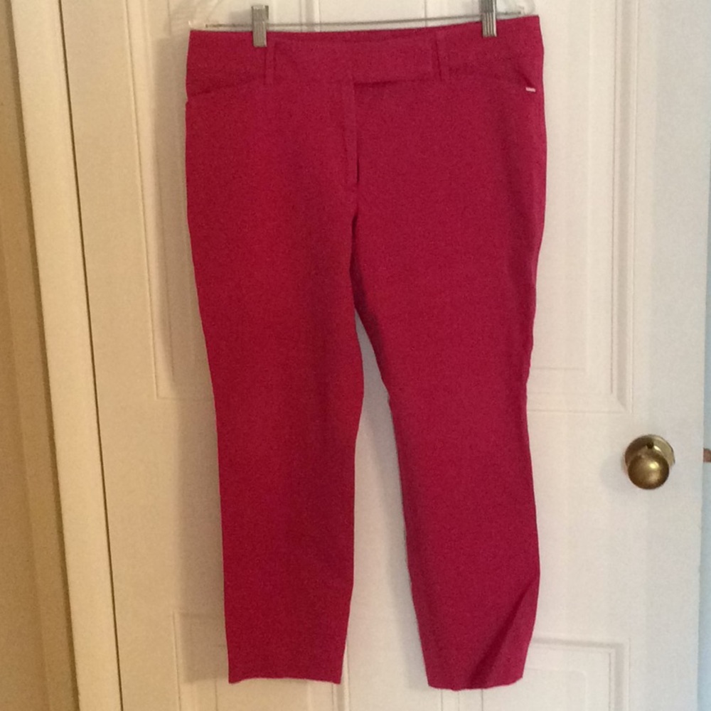 WHBM pink Capri pants